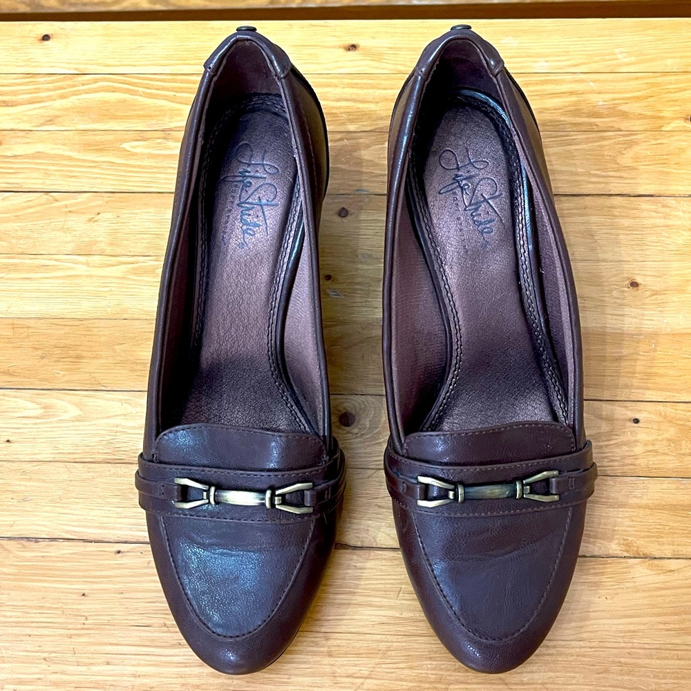 Brown Leather Life Stride Heels Size 7.5